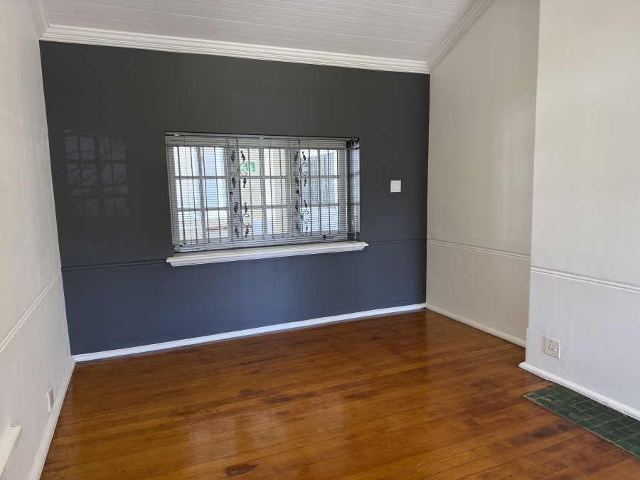 To Let Commercial Property for Rent in Paardevlei Western Cape